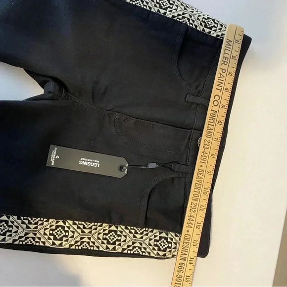 NWT EXPRESS Womens Black Mia Mid Rise Legging Jeans Size 4S Side Print Dark Wash - Picture 9 of 11